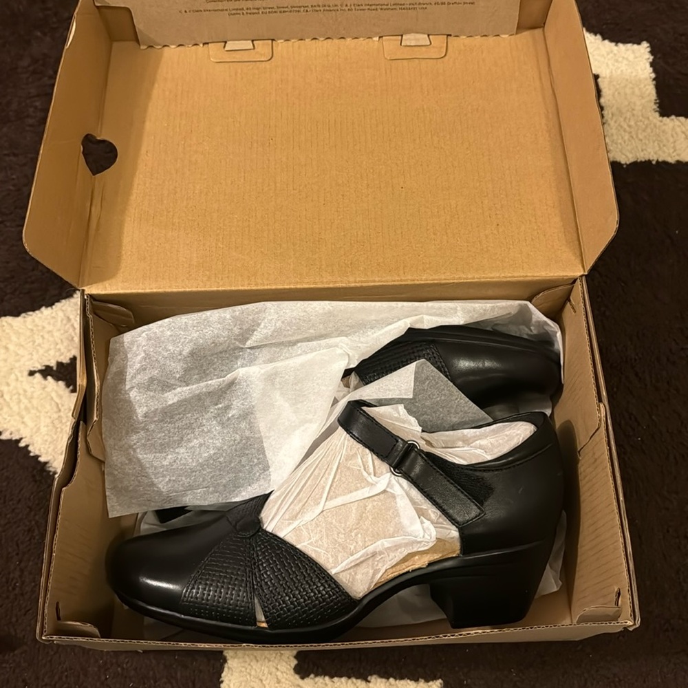 Clark Emily Rae Mary Jane Pump, leather